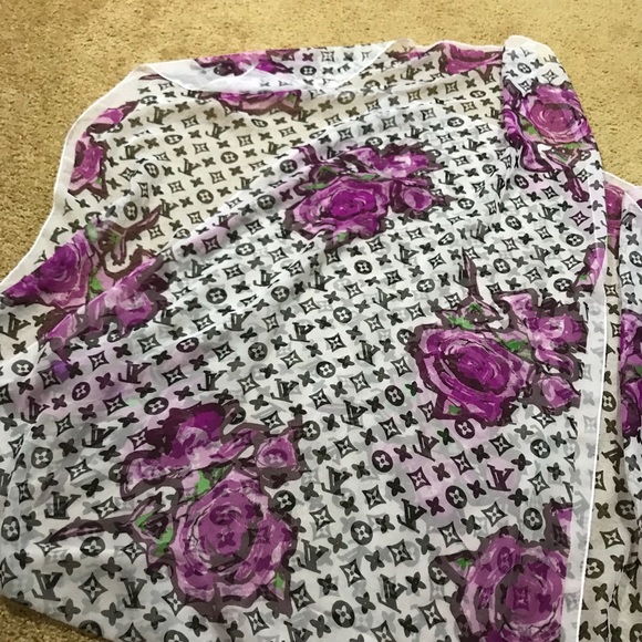 Louis Vuitton Silk Scarf - Picture 5 of 5